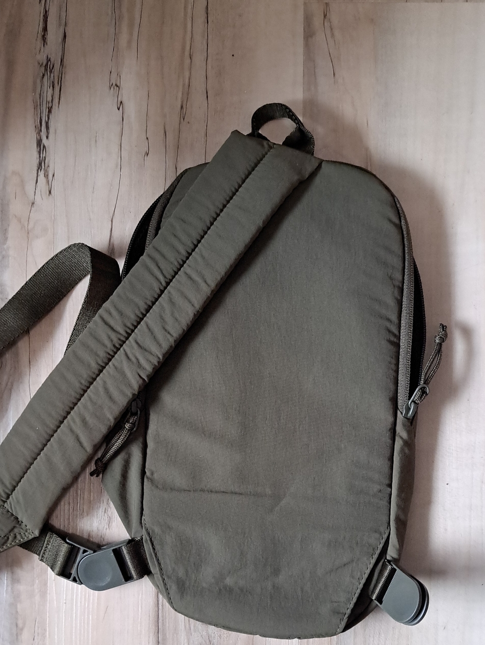 Men's Olive Green Sling Backpack - Uniqlo